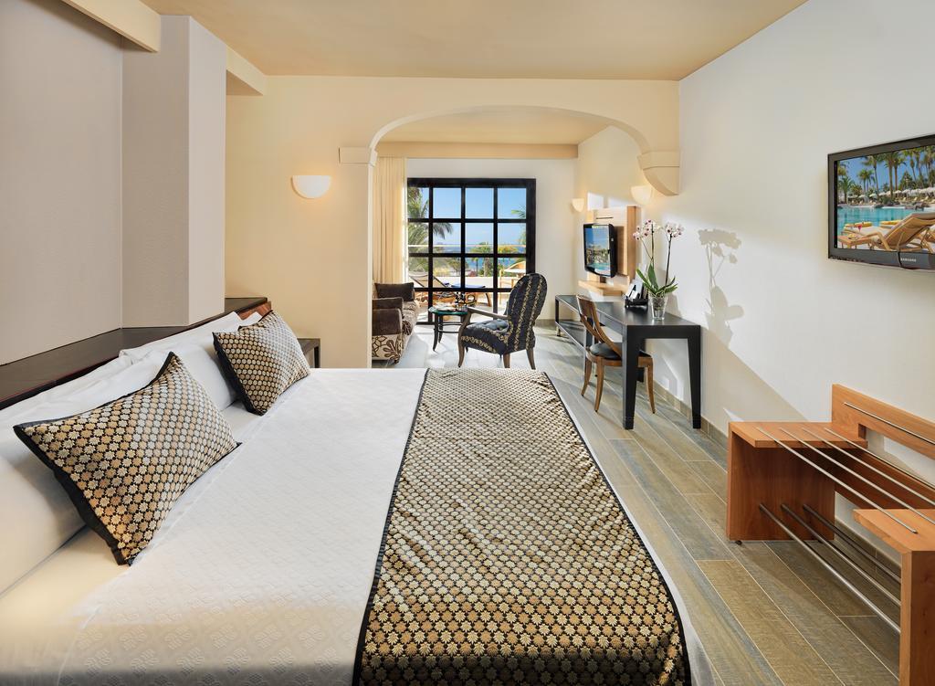 Hotel Adrián Jardines De Nivaria 5*